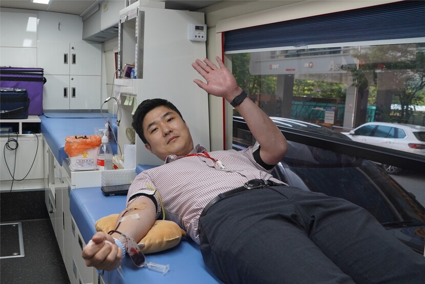 SK가스는 ESG 경영을 실천하기 위해 헌혈 캠페인을 실시 중이다.